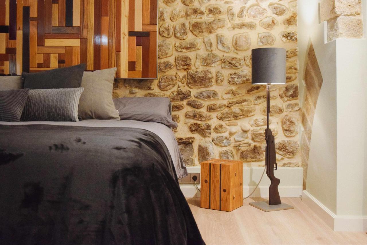 Keldomenech Bed&Art Luxury Apartment For Art Lover Besalú Exterior foto