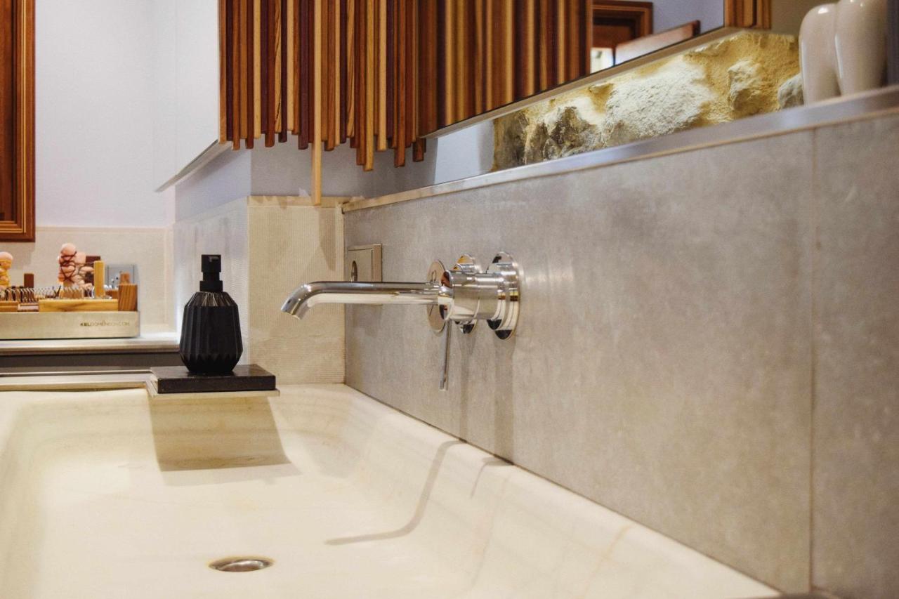 Keldomenech Bed&Art Luxury Apartment For Art Lover Besalú Exterior foto