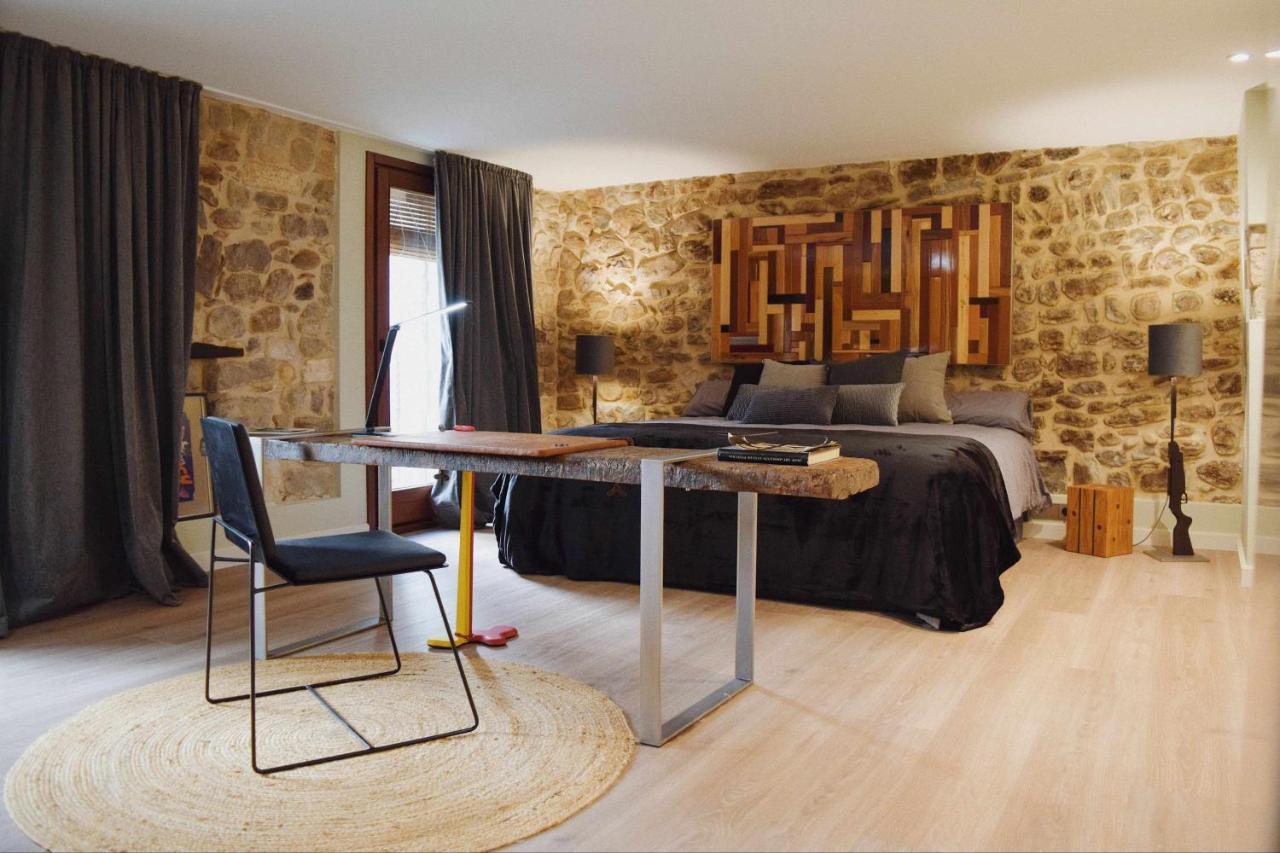 Keldomenech Bed&Art Luxury Apartment For Art Lover Besalú Exterior foto