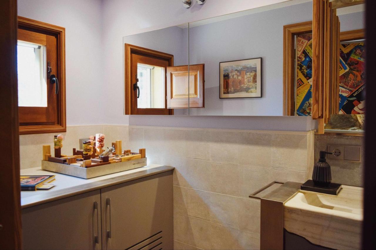 Keldomenech Bed&Art Luxury Apartment For Art Lover Besalú Exterior foto