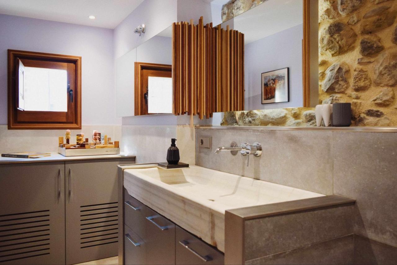 Keldomenech Bed&Art Luxury Apartment For Art Lover Besalú Exterior foto