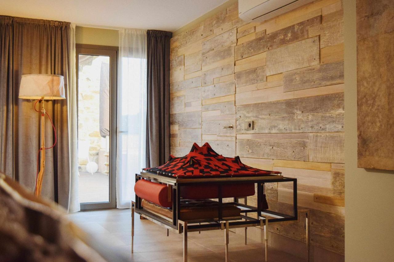 Keldomenech Bed&Art Luxury Apartment For Art Lover Besalú Exterior foto